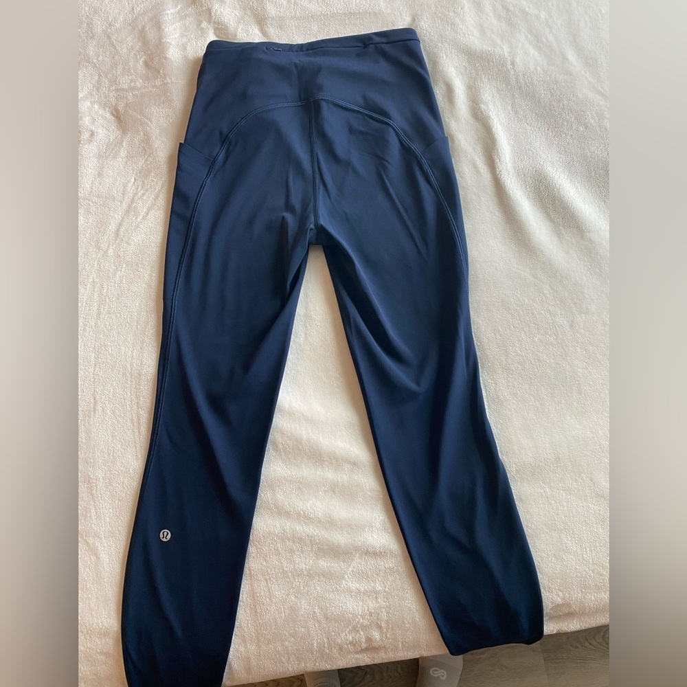 Brand NEW Women’s Lululemon Leggings - Size 6 - Originally $128+Tax